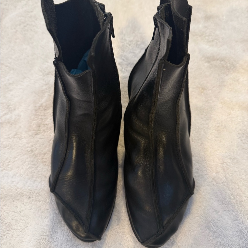 Trippen Black Women's Ankle Boots size 40 / 9.5